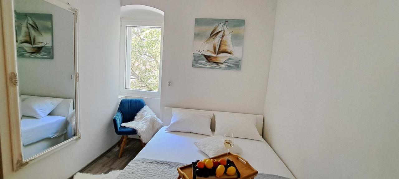 Apartamento Old Town Tone Split Exterior foto