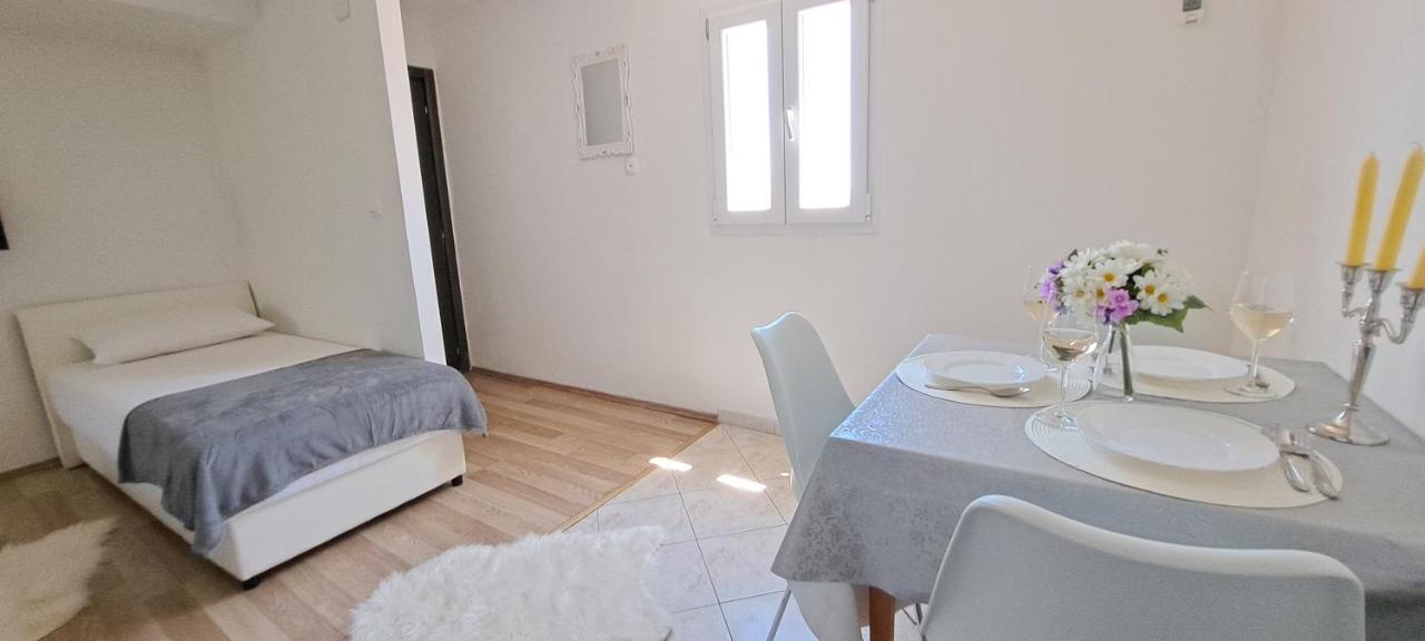 Apartamento Old Town Tone Split Exterior foto
